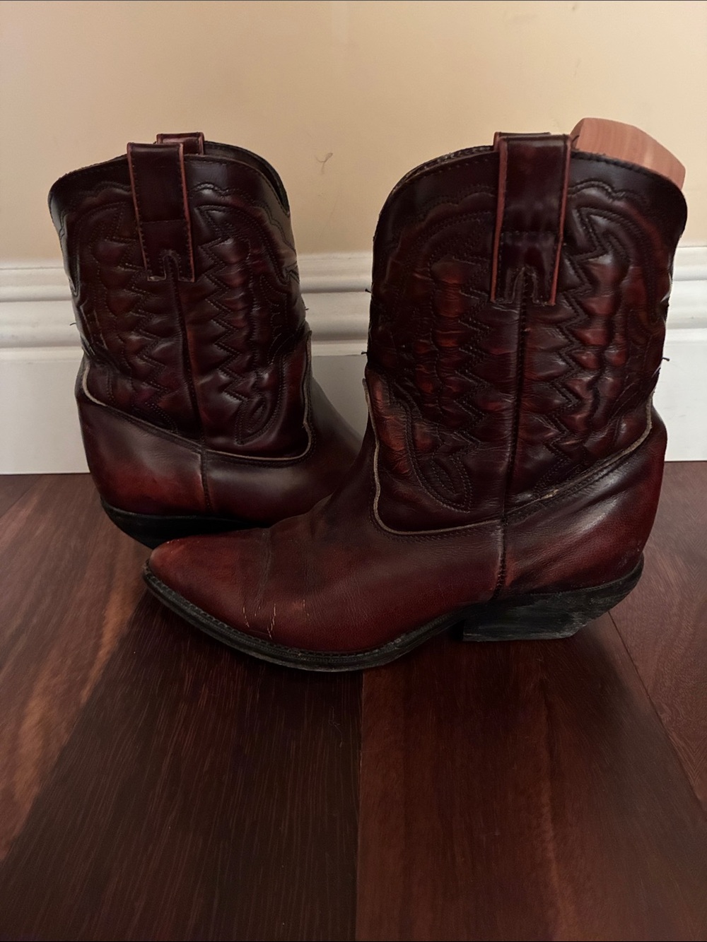 Classic Western Leather Cowboy Boots - Dark Brown